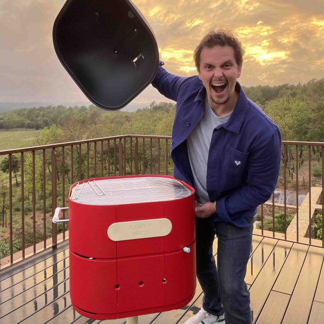 Chef Juan Arbelaez et le barbecue Marcel d'Aluvy
